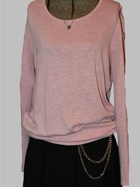 A. Byer Light Pink Long Sleeve Scoop Neck Top